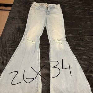 Wrangler Bell Bottom Jeans